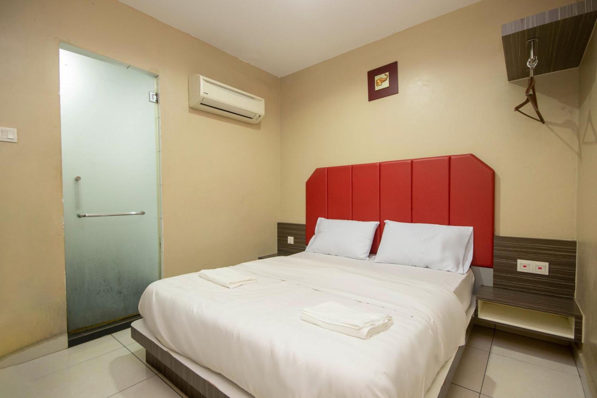 Jq Happy Lumut Hotel Eksteriør bilde
