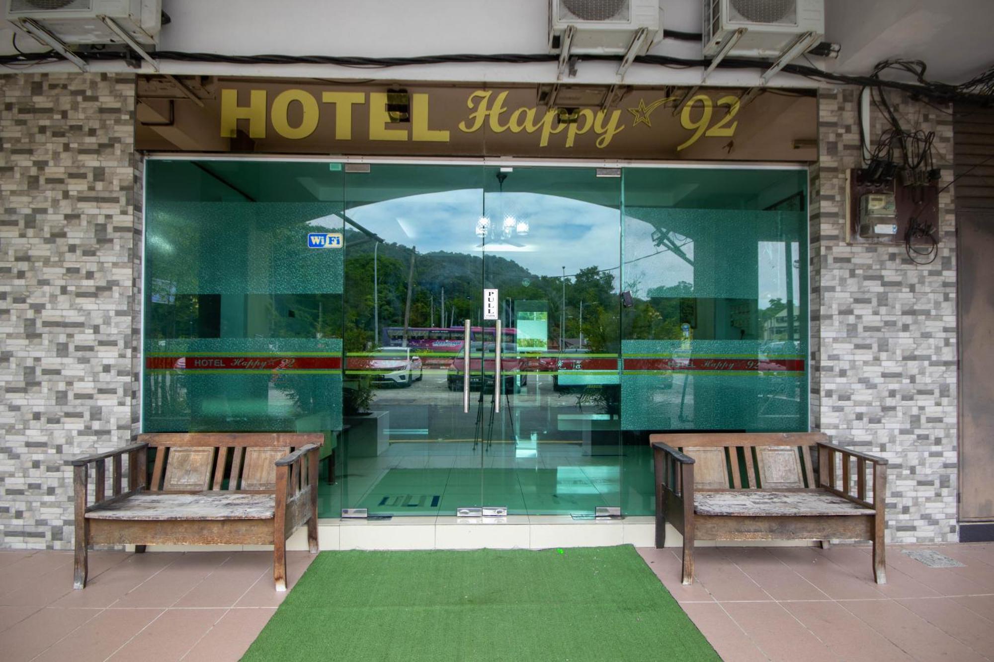 Jq Happy Lumut Hotel Eksteriør bilde